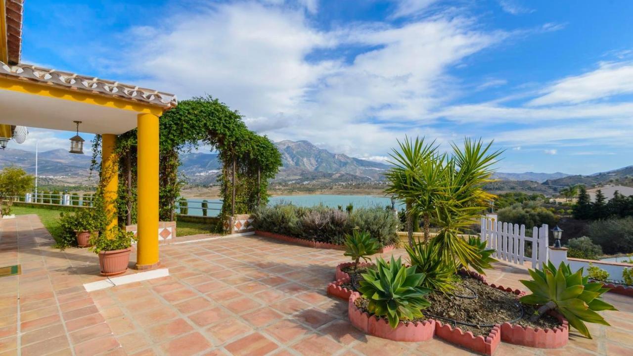 Casa Rocio Y Paloma Vinuela By Ruralidays Villa Exterior photo